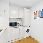 Bright 1br W/ Ac Near Cais Do Sodre | By Airnest Lejlighed Lisboa
